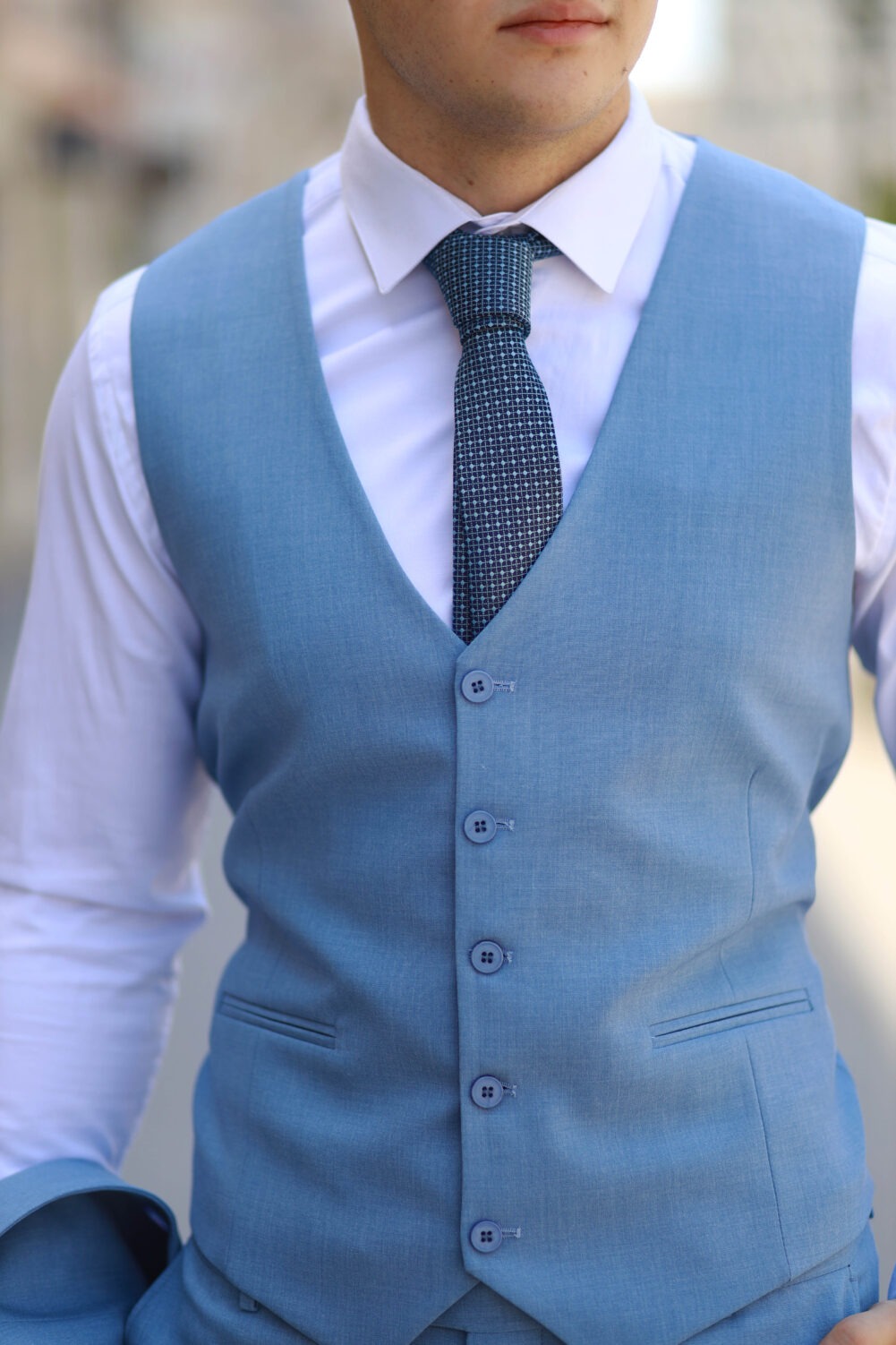 Svetlo Plavo Odelo - Slika 4